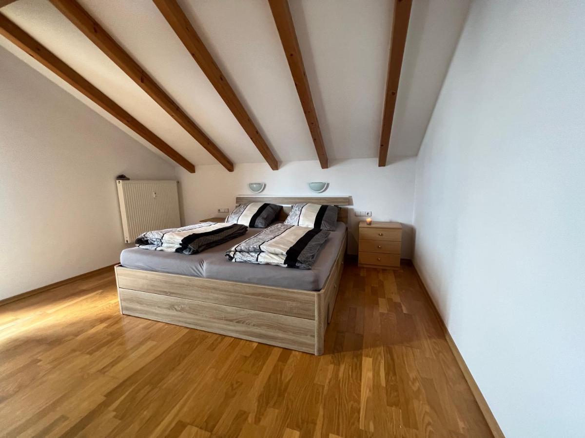 D&R Appartement Bei Розенхайм Экстерьер фото